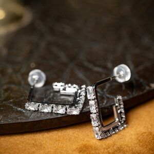 NEW Vince Camuto Gisela Crystal Rectangular Prism Silver Dressy Earrings